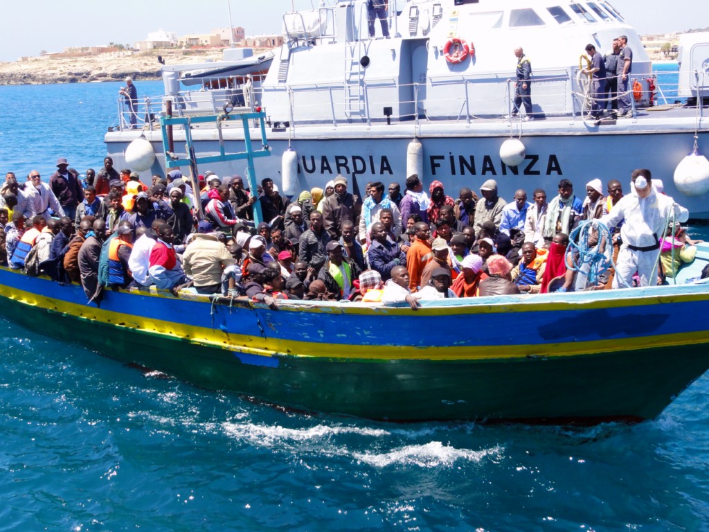 barcone di migranti