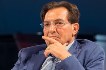 Cari dirigenti dei sindacati, cari lavoratori, oggi in modo specioso, senza alcun motivo e a maggioranza, le opposizioni in parlamento hanno rinviato la manovra salva stipendi alla commissione bilancio, determinando l’aggiornamento dell’aula al 27 maggio. Tale situazione determina un vero e proprio massacro sociale, impedendo di garantire ai lavoratori un diritto, quello della retribuzione del 
