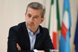 PALERMO. Il segretariato organizzativo nazionale della Uil, Emanuele Ronzoni, assume da oggi la guida della Uil Sicilia. La decisione di procedere con l’amministrazione straordinaria per la riorganizzazione della struttura confederale dell’isola fa seguito alle dimissioni della segretaria generale, Luisella Lionti, determinatesi per ragioni personali. L’azione della Uil in Sicilia, guidata da Ronzoni, si concentrerà subito [&hellip;]